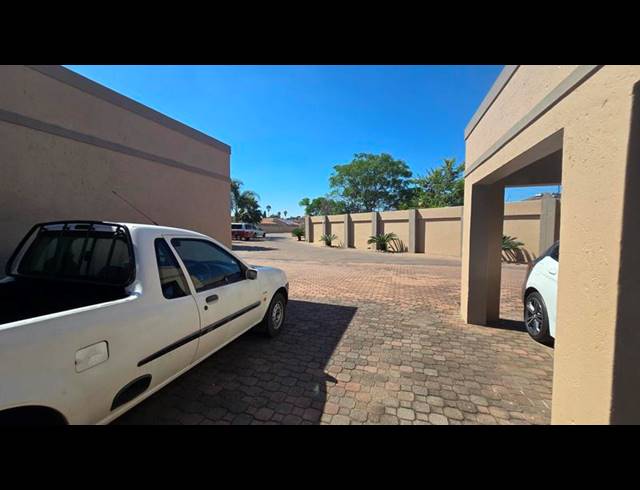 2 BEDROOM TOWNHOUSE FOR SALE IN BARDENE